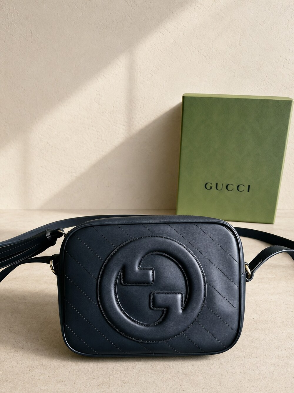Gucci Blondie Medium Black Quilted Leather Shoulder Bag